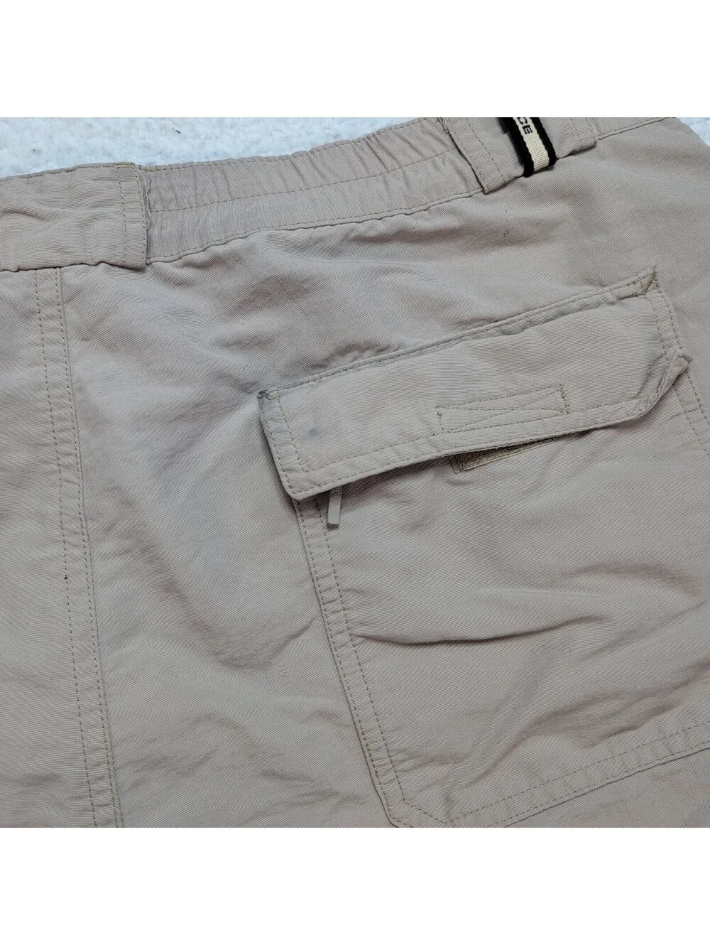 The North Face Tan Hiking Trail Cargo Shorts Men's XL Outdoor Nylon VTG